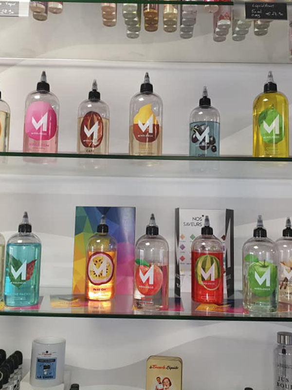 Les photos de notre boutique de cigarettes électroniques à Douvaine